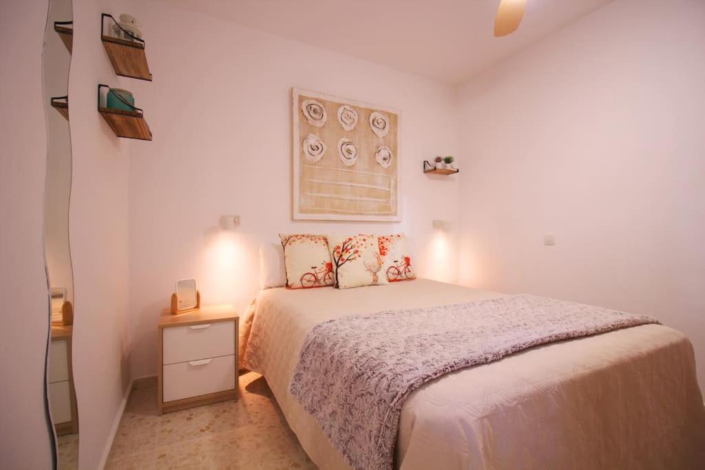 Barrio De Triana - Bidasoa Facil Aparcamiento Sewilla Zewnętrze zdjęcie